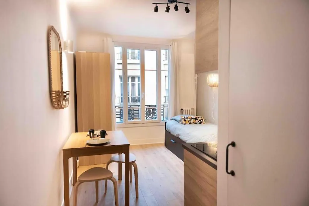 Beau Studio Neuf Beaugrenelle Paris 0*,  France