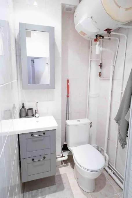Beau Studio Neuf Beaugrenelle Paris